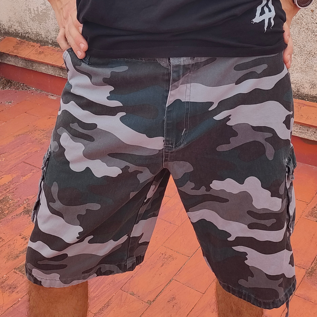 Pantalones camuflaje con banderas