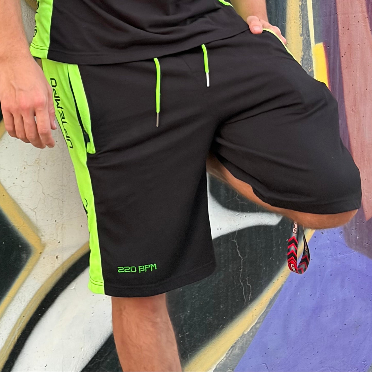 Pantalón uptempo bordado